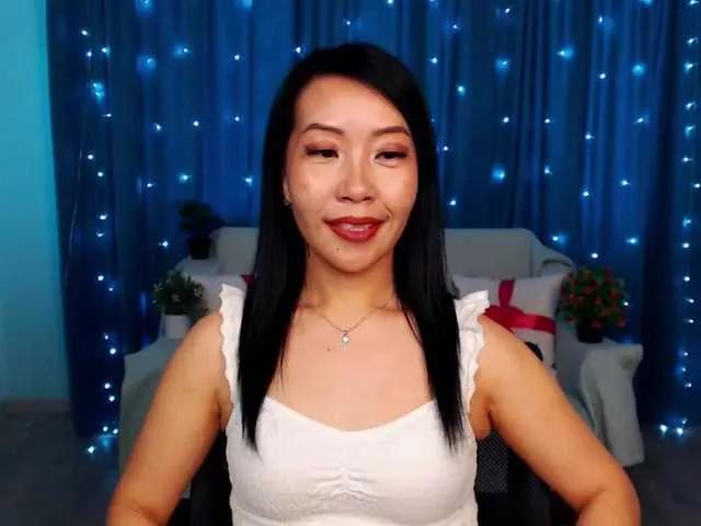 Sarahsexygirl from BongaCams