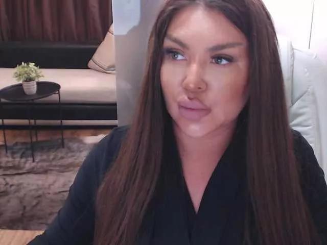 SarahStone from BongaCams