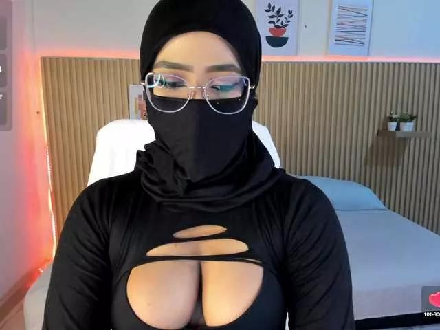 sasha-anaan from BongaCams