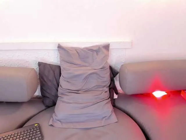 Freechat Scarlett-Bj on BongaCams