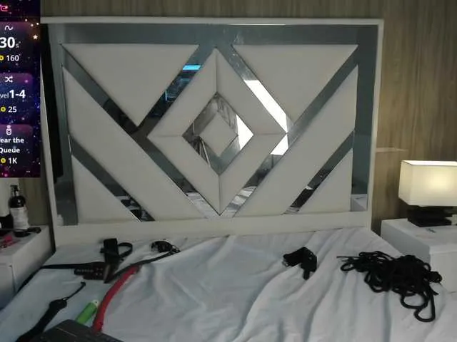 Offline Scarletthomas on BongaCams