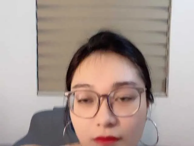 Offline Selena295 on BongaCams