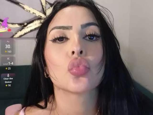selenaM from BongaCams