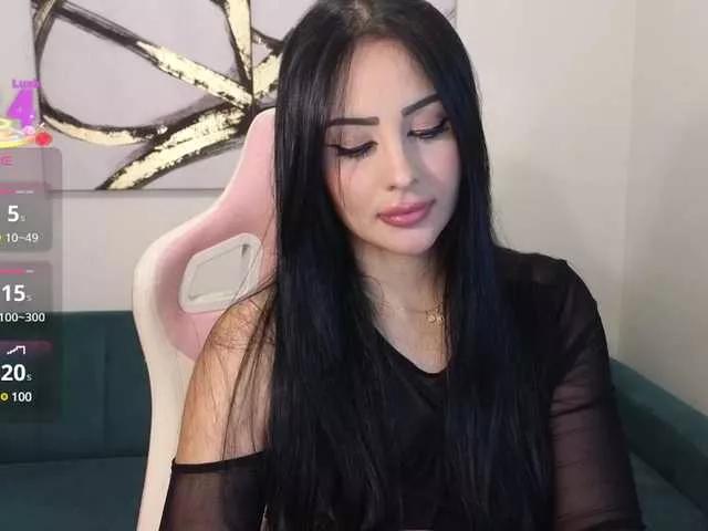 selenaM from BongaCams