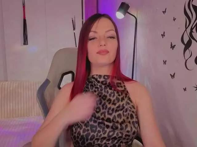 SelenaOlson from BongaCams
