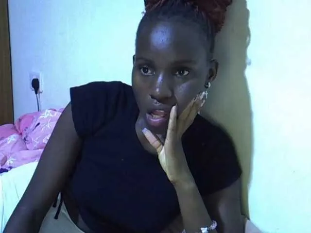 Offline sexxy-maya1 on BongaCams