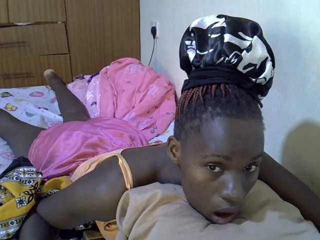 Offline sexxy-maya1 on BongaCams