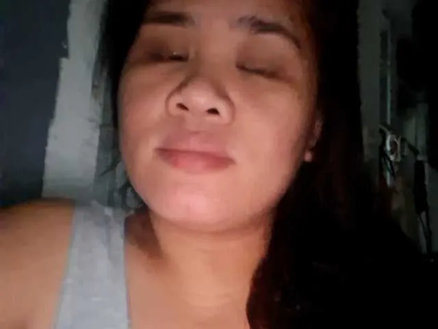 Offline sexyasian27 on BongaCams