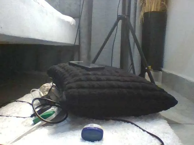 Offline Sexymaya22 on BongaCams