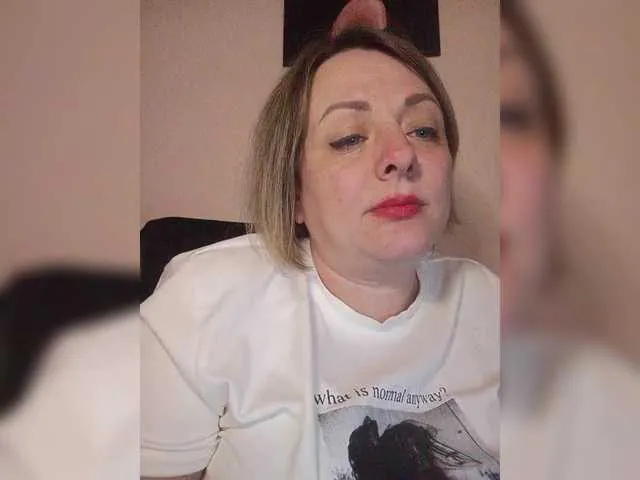 Offline Sexymissex on BongaCams