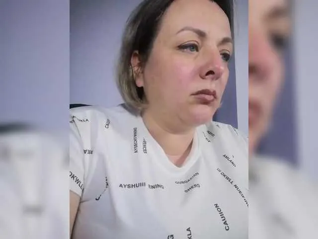 Offline Sexymissex on BongaCams