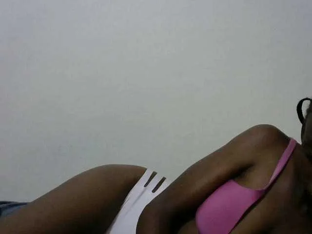 Offline Sexywenny on BongaCams