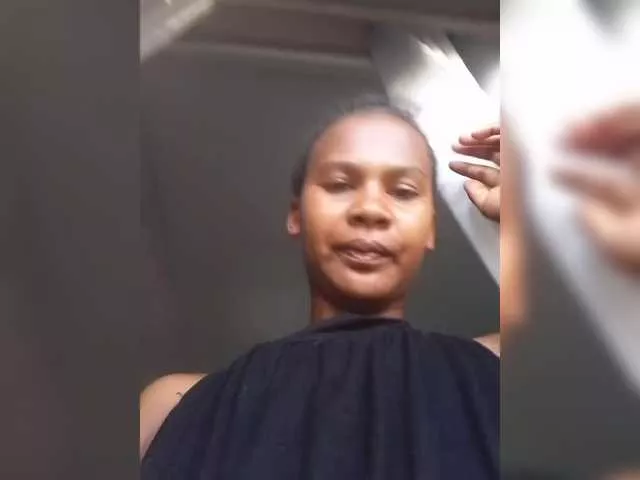 Freechat SexyXwels on BongaCams