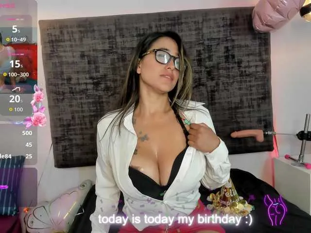 Freechat sharoncute1 on BongaCams