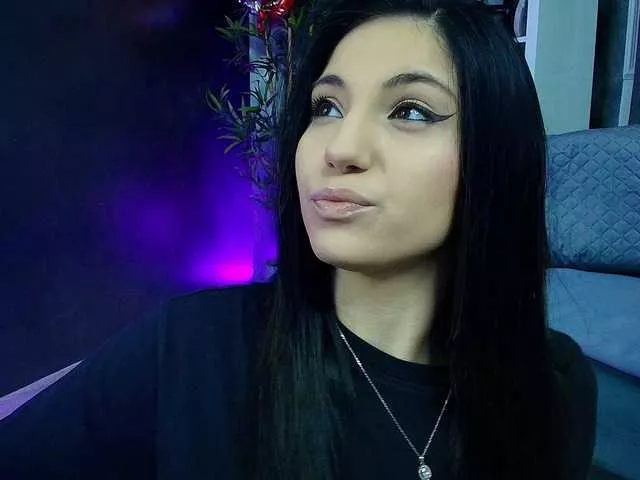 Offline ShineAlice on BongaCams