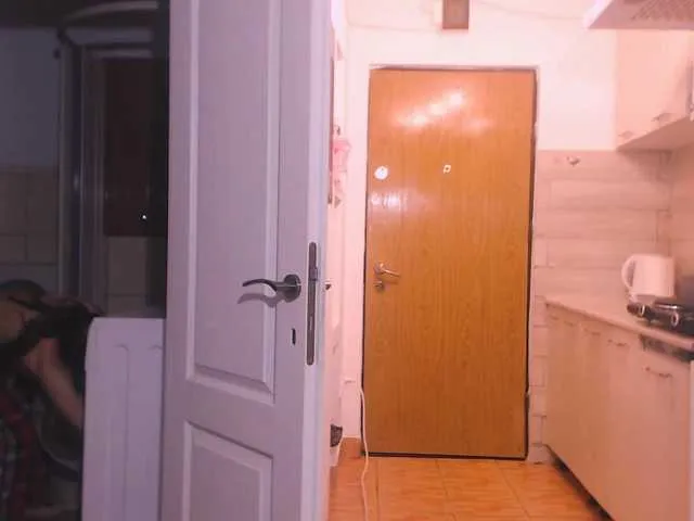 Offline Simyhvn on BongaCams