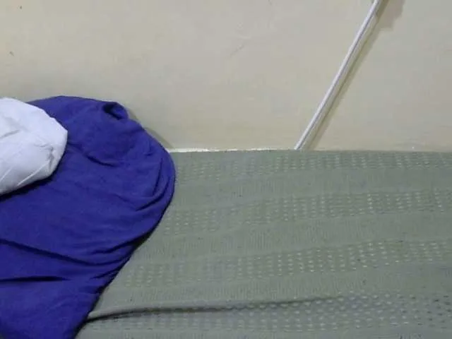 Offline Slimpussyy on BongaCams