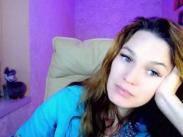 Freechat smilesss on BongaCams