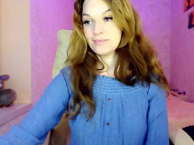 Freechat smilesss on BongaCams