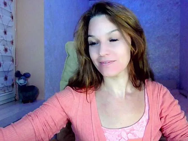 Freechat smilesss on BongaCams