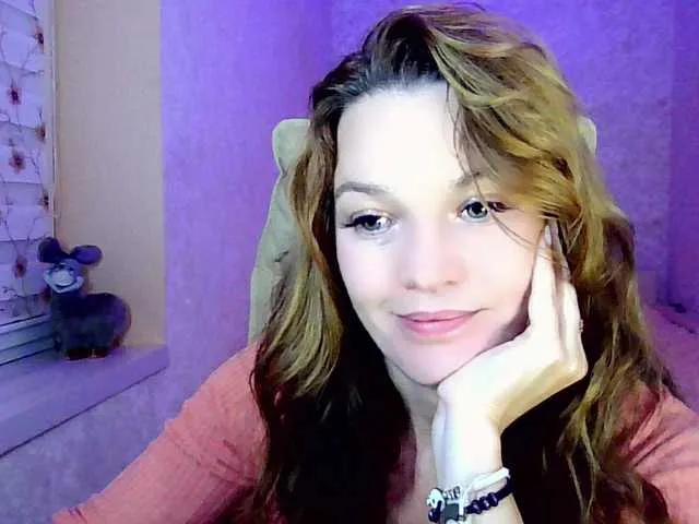 Freechat smilesss on BongaCams