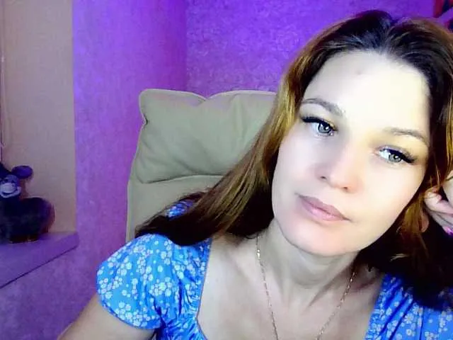 Freechat smilesss on BongaCams