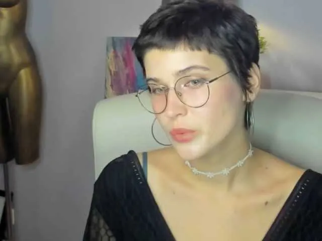 Offline soft-sarah on BongaCams