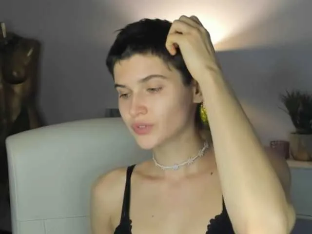 Offline soft-sarah on BongaCams