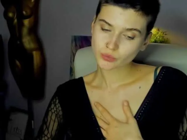 Offline soft-sarah on BongaCams