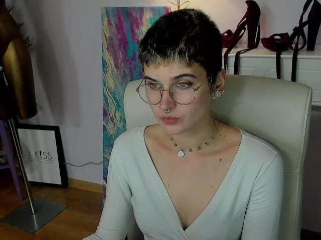 Offline soft-sarah on BongaCams