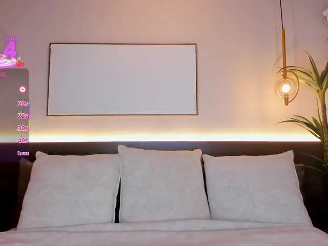 Offline SolAvelar on BongaCams