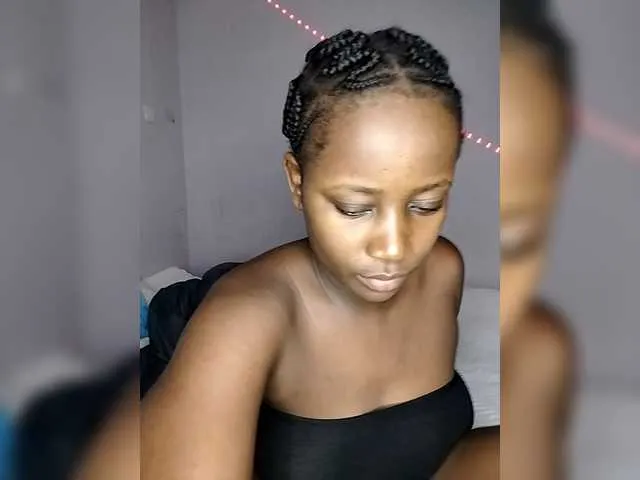 Freechat SoniaBella on BongaCams