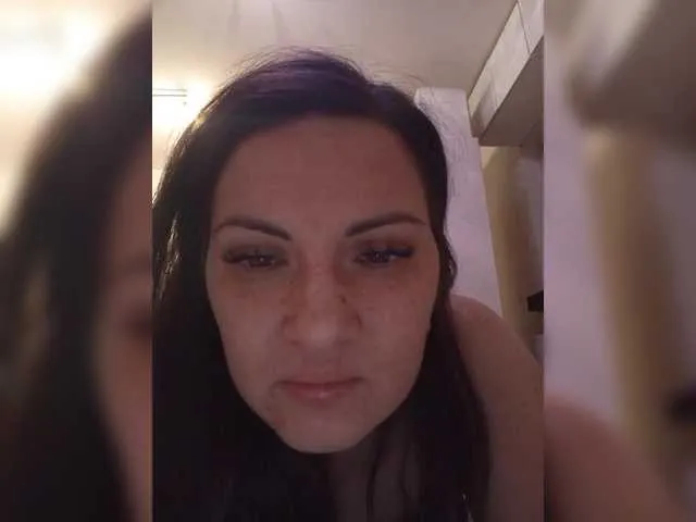 Offline SonyaManya on BongaCams