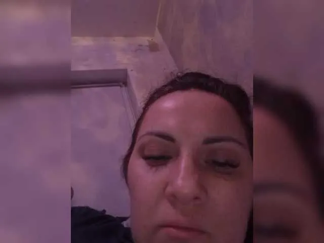 Offline SonyaManya on BongaCams