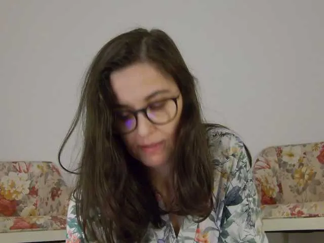 Offline SophieeRain on BongaCams
