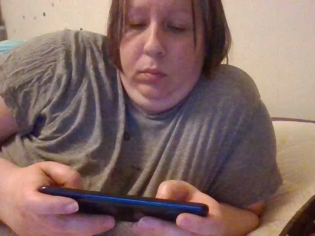 Offline starlight1983 on BongaCams