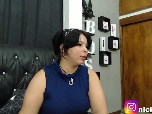 Offline submissiveLat on BongaCams