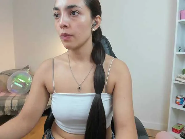 summerevans on BongaCams 