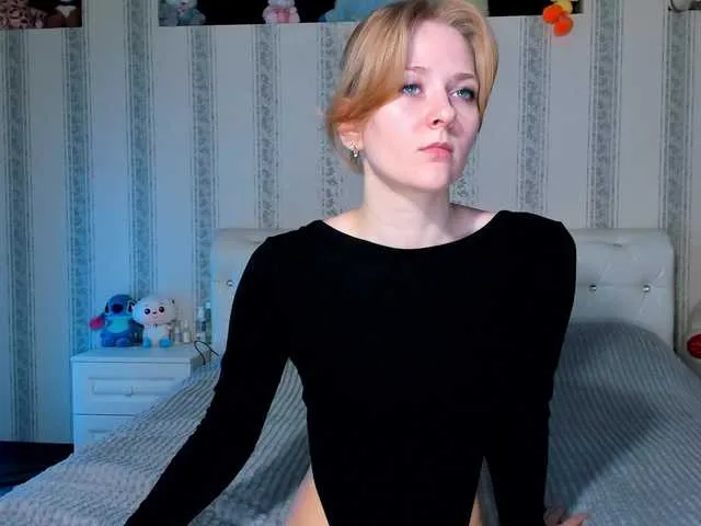 Offline Sunnny on BongaCams