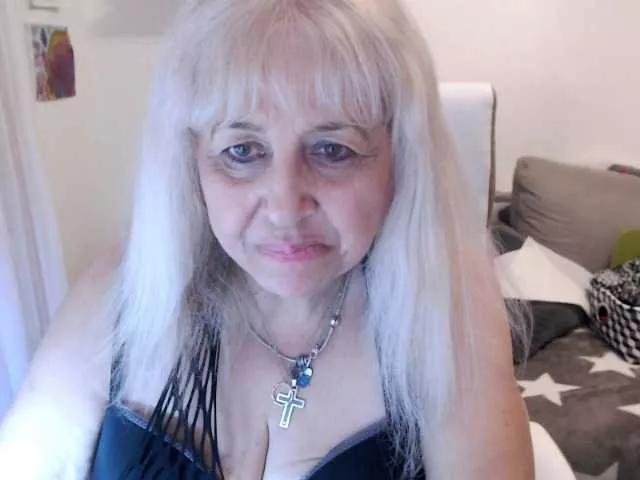 SusiLife from BongaCams
