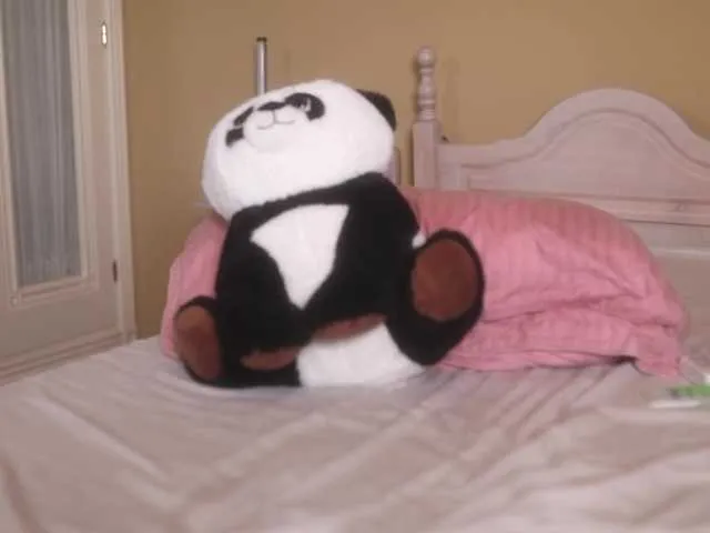 Offline suzysuz on BongaCams