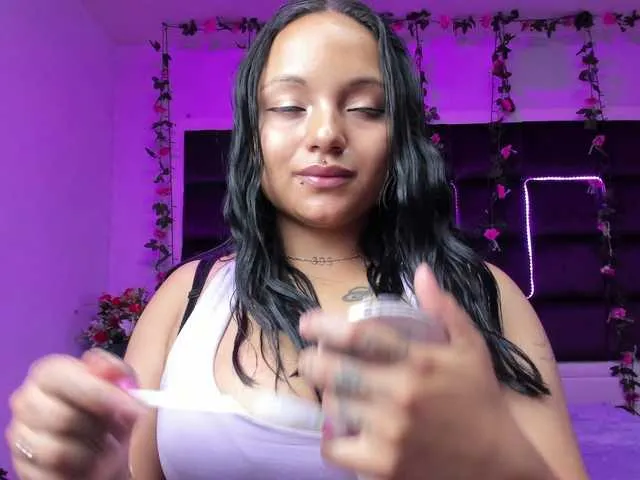 Offline sweelanna on BongaCams