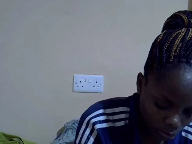 Offline Sweet-diva on BongaCams