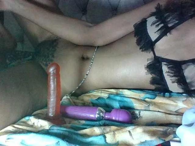 Sweet-Iddah from BongaCams