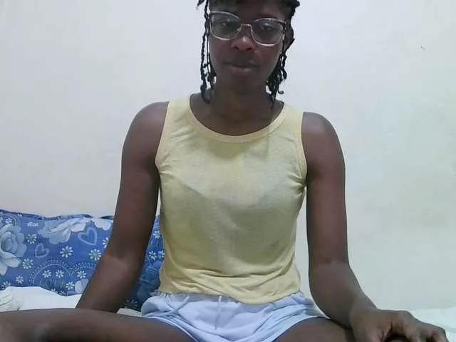 sweet-leylah from BongaCams