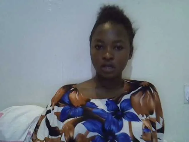 Offline sweet-luna1 on BongaCams