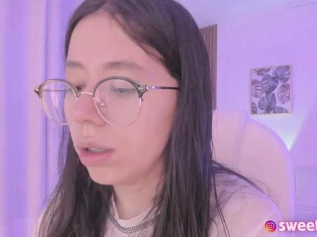 sweet-vera from BongaCams