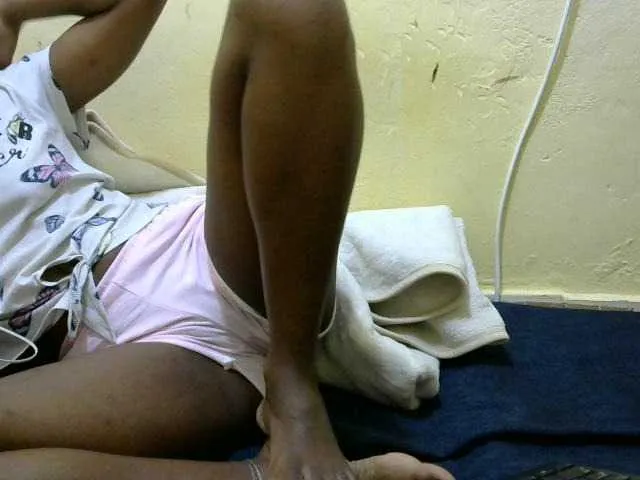 Offline Sweetbarbie8 on BongaCams