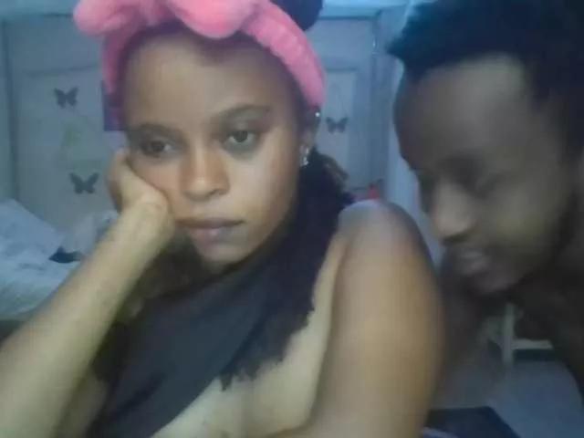 sweetdickpussy2 from BongaCams