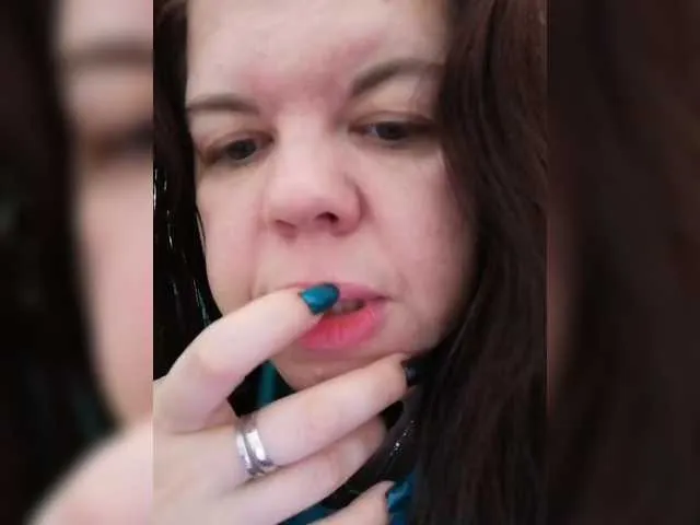 Offline SweetDimond5 on BongaCams